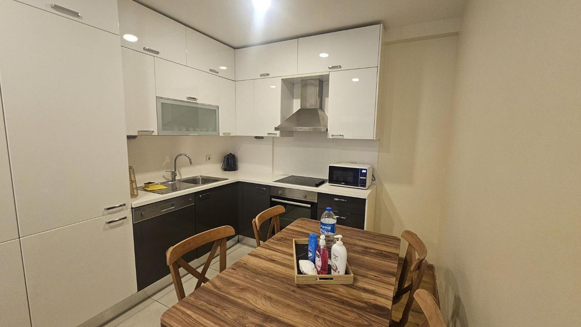 Taksim Perfect Pool Sauna Access Daire